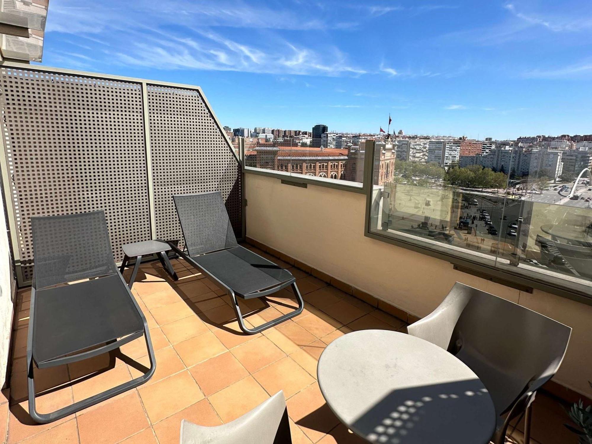 Ibis Madrid Centro Las Ventas Luaran gambar